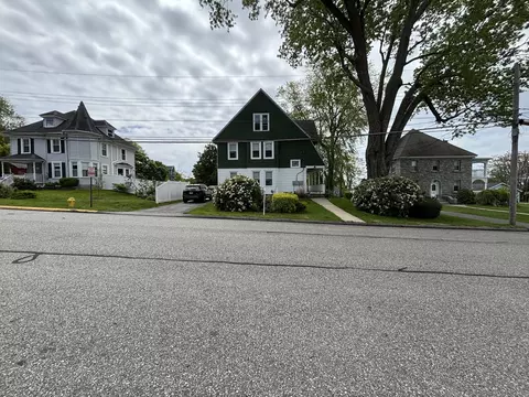 67 Baker Ave, Groton, CT 06340
