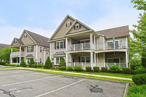 95 S Ridge Ln #D201, Berlin, CT 06037