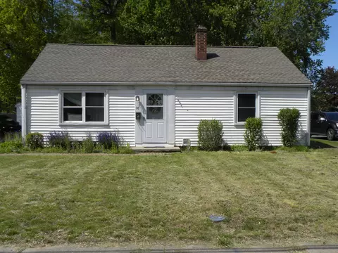 98 Crescent Dr, East Hartford, CT 06118