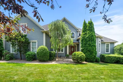 33 Pease Farm Rd, Ellington, CT 06029