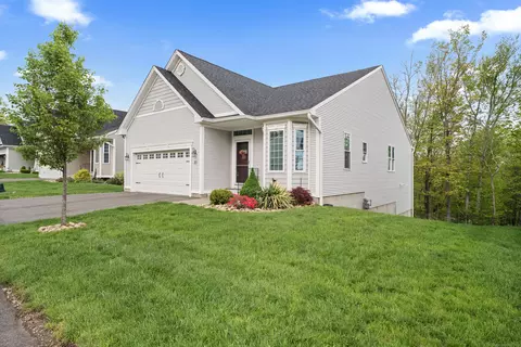 20 Webster Ln #20, Middletown, CT 06457