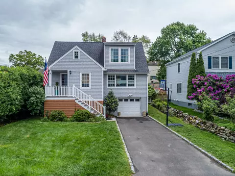 23 Hale St, Westport, CT 06880