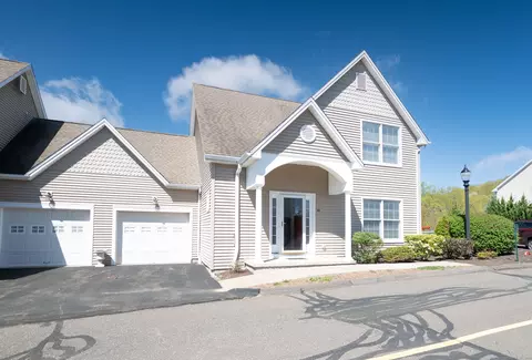 48 Heron View Rd #48, New Fairfield, CT 06812