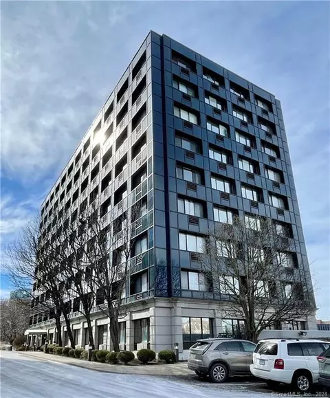 300 Broad St #908, Stamford, CT 06902