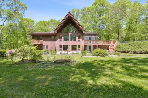 170 Doyle Rd, Oakdale, CT 06370