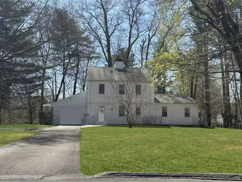 6 Bradley Rd, Simsbury, CT 06070