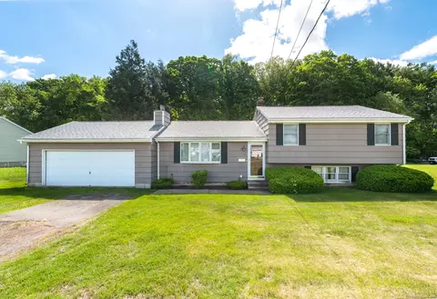 48 Warren St, Cheshire, CT 06410