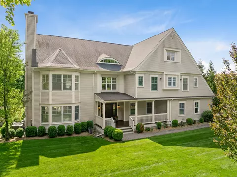 2 Whippoorwill Ln # A, Westport, CT 06880