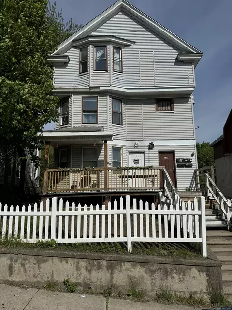 156 Hill St, Waterbury, CT 06704