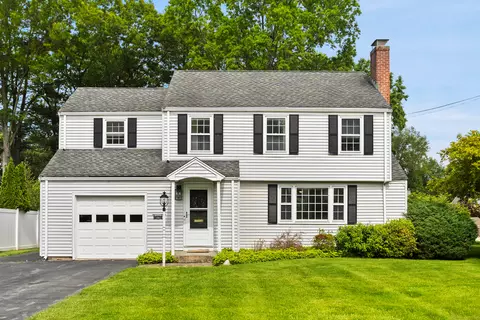 76 Glenbrook Rd, West Hartford, CT 06107