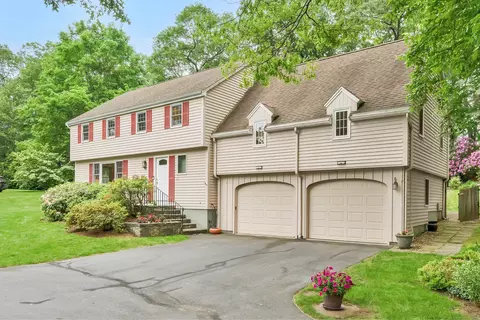 38 Crosswood Rd, Farmington, CT 06032