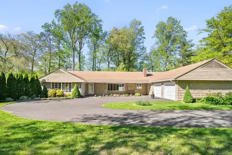 1 Penwood Rd, Bloomfield, CT 06002
