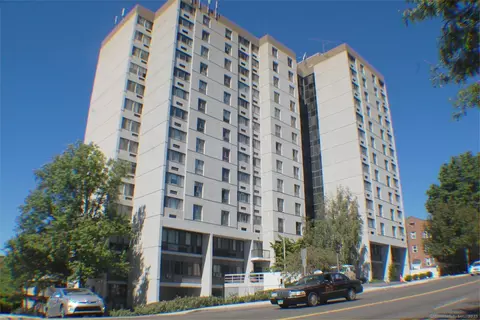 60 Strawberry Hill Ave #608, Stamford, CT 06902