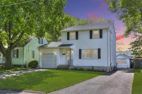 59 Wiebe Ave, Stratford, CT 06614