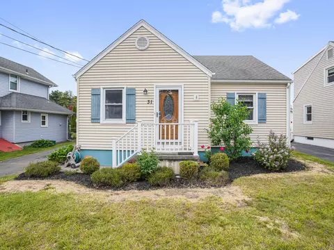 31 Emerson St, Norwalk, CT 06855