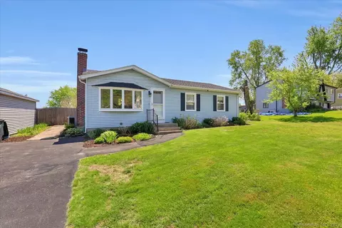 21 Adam Dr, Torrington, CT 06790