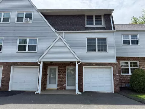 240 Burlington Ave #25, Bristol, CT 06010