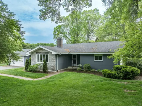 267 Simsbury Rd, West Hartford, CT 06117