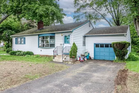 1 Triangle Ter, Danbury, CT 06810
