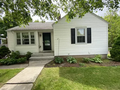 20 Laurel St, Middletown, CT 06457