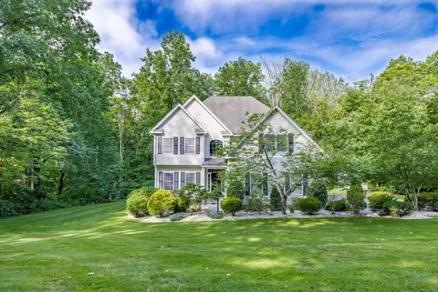 342 Peck Ln, Orange, CT 06477