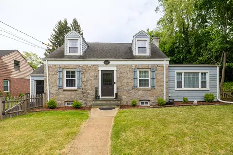 111 Roger White Dr, New Haven, CT 06511