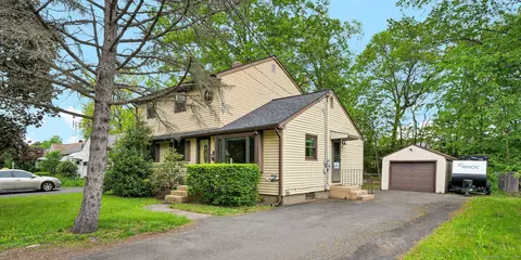 100 Goodwin Park Rd, Wethersfield, CT 06109