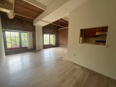 839 Main St #17, Torrington, CT 06790