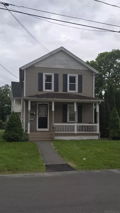 46 Manville St, Waterbury, CT 06704