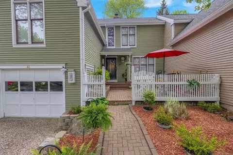41 Farm Dr #41, Farmington, CT 06032