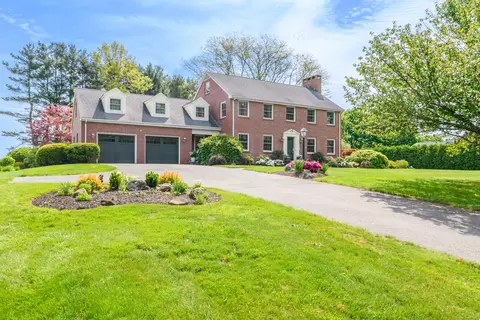 116 Thornbush Rd, Wethersfield, CT 06109