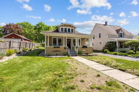 13 Alpha St, Putnam, CT 06260