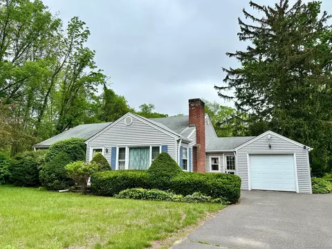 32 Broad Brook Rd, Broad Brook, CT 06016