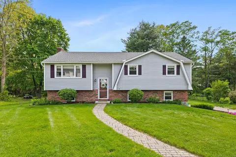 48 Flom Dr, Colchester, CT 06415