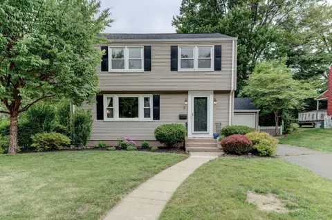 3 Harvard Rd, Manchester, CT 06042