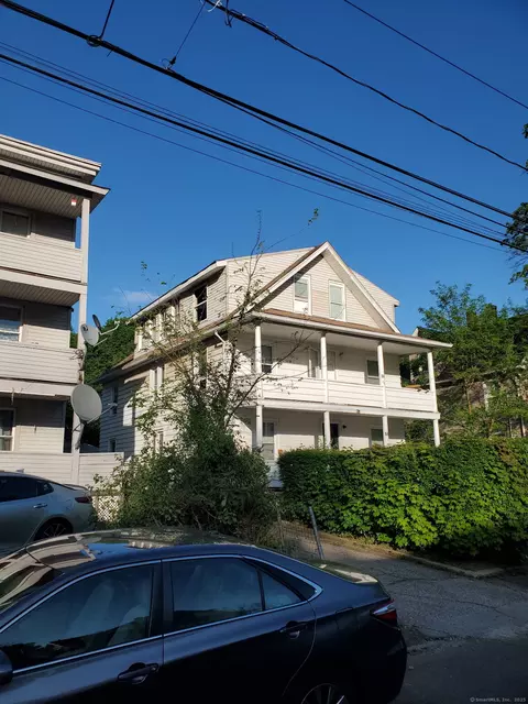 58 Woodbine St, Torrington, CT 06790
