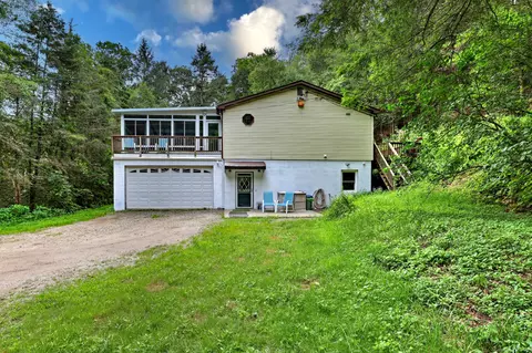 144 Punkup Rd, Oxford, CT 06478