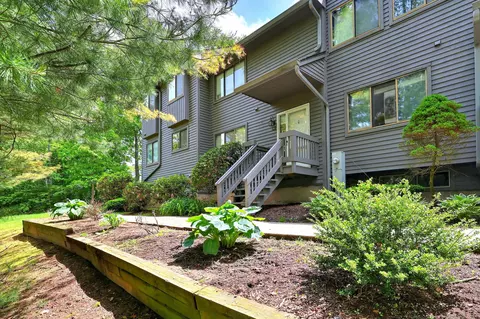 192 Conestoga Way #192, Glastonbury, CT 06033