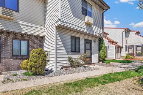 34 Santangelo Ter #34, Derby, CT 06418