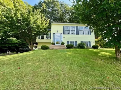 115 Oxford Way, Torrington, CT 06790