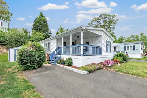 81 Woodland Park, Shelton, CT 06484