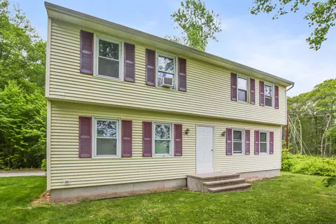 1678 Center Groton Rd, Ledyard, CT 06339