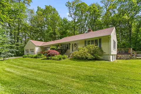 111 Deforest Rd, Wilton, CT 06897