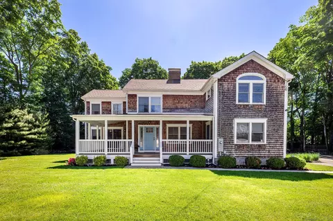 58 Chestnut Hill Rd, Norwalk, CT 06851