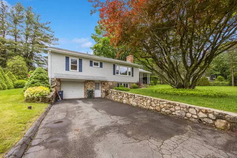 27 Hickory St, Terryville, CT 06786