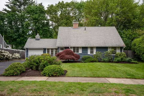 16 Fairfield Rd, West Hartford, CT 06117