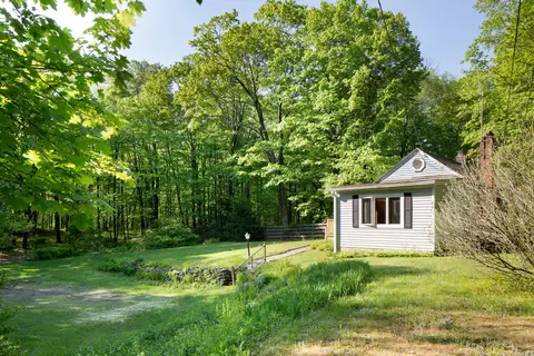 Exterior - 47 E Main St, Salisbury, CT 06068 photo 1 of 5