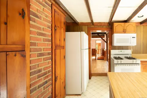 Entry Way - 47 E Main St, Salisbury, CT 06068 photo 1 of 1