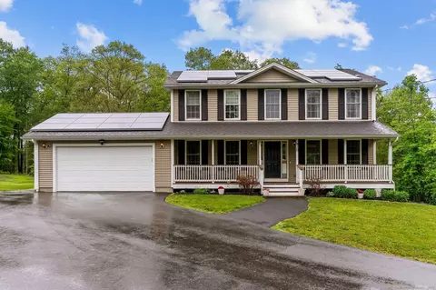 910 Plainfield Pike, Sterling, CT 06377