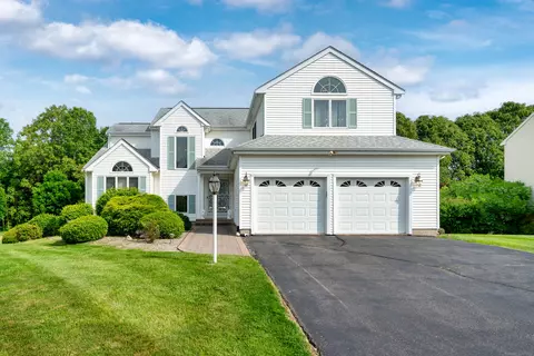 71 Country Side Dr, Rocky Hill, CT 06067
